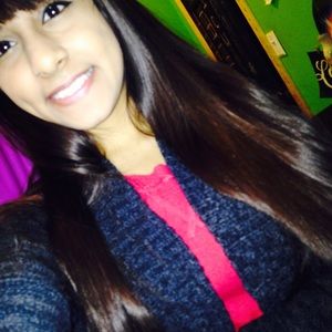 Meet your Posher, Natalie