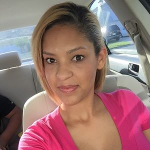 Meet your Posher, Corliss