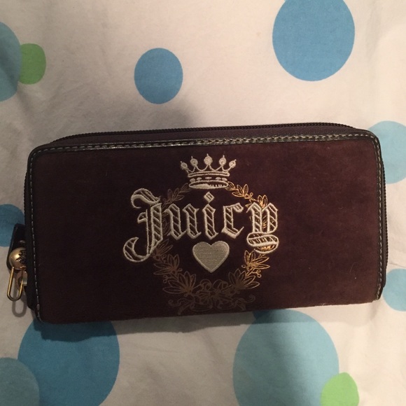 Juicy couture wallet clutch