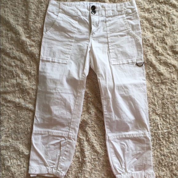 Capri pants