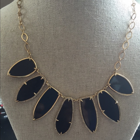 Stella & Dot Allegra necklace - Picture 2 of 2