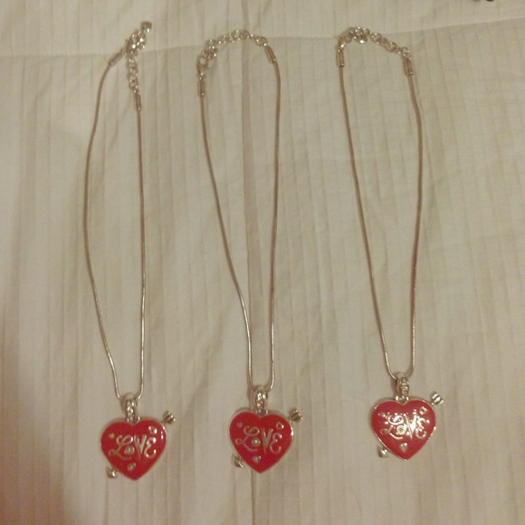 Reversible love heart necklace