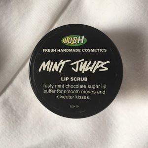LUSH MINT JULIPS LIP SCRUB