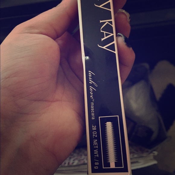 Lash love mascara!