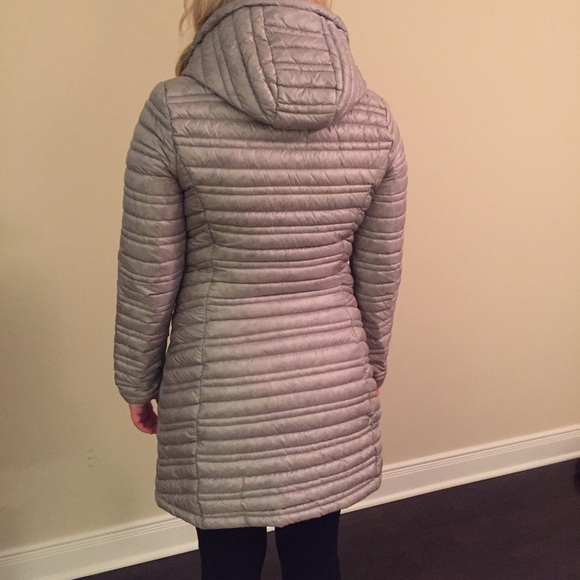 SOLD Patagonia Fiona Parka - Picture 3 of 4