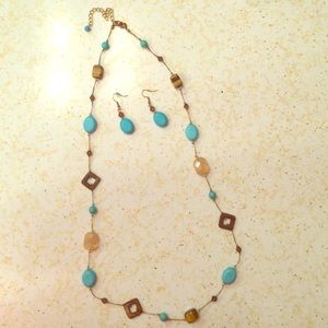 Premier Designs aqua & wood necklace and earrings