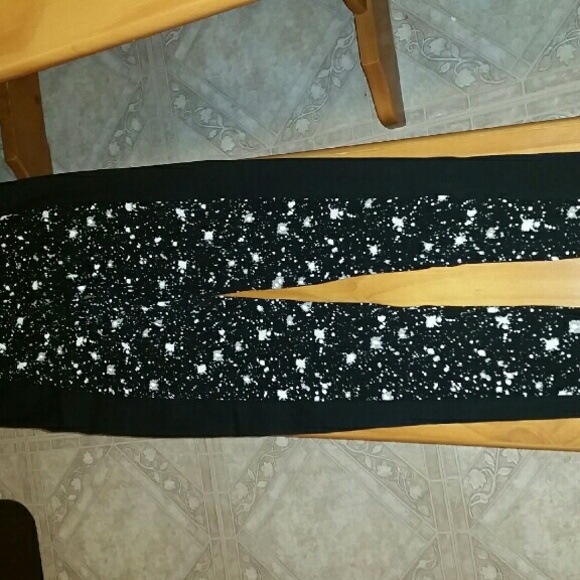 VS PINK GALAXY LEGGINGS - Picture 2 of 4