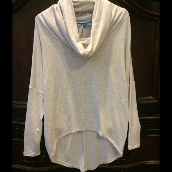 KARLIE-Cowl Neck Hi-Lo ❗️FINAL MARKDOWN