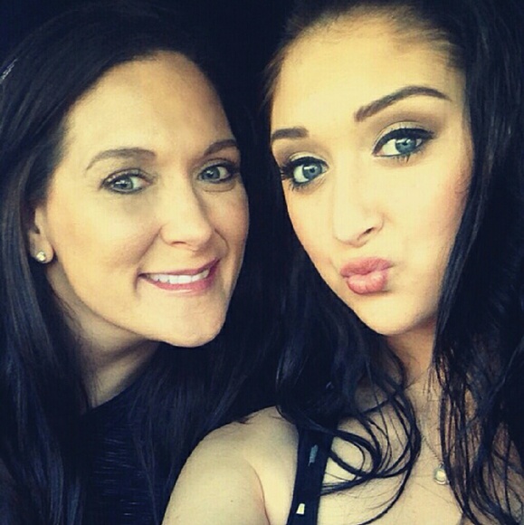 Meet your Posher, Ann