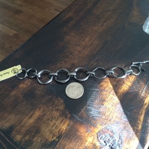 Premier Designs Hemmie link bracelet