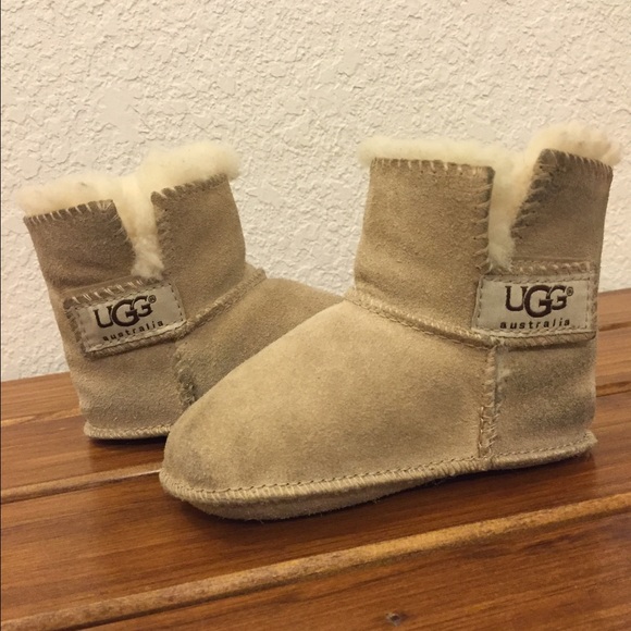 Ugg baby booties size m