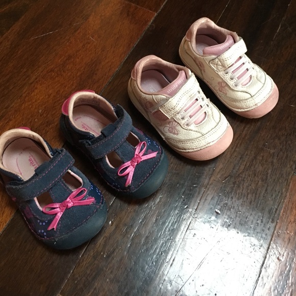 Baby girl sneakers from stride rite size 4w