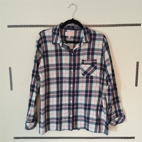 Victoria's Secret Tops - 🌟SALE 🌟!! Victoria's Secret Top!!