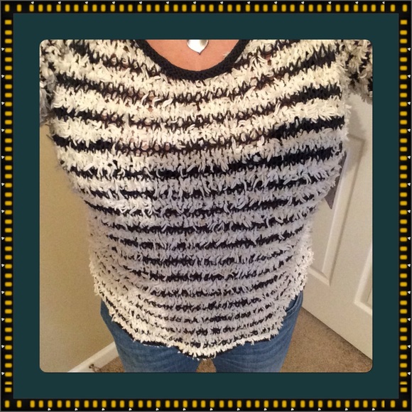 Free People Sweater - Picture 2 of 4