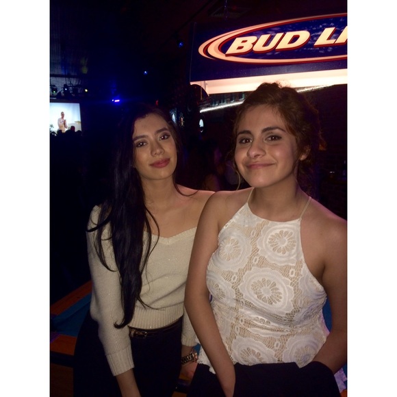 🚫🚫SOLD ON MERCARI🚫🚫 - Picture 4 of 4