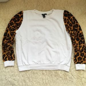 Forever 21 sweatshirt leopard sleeves