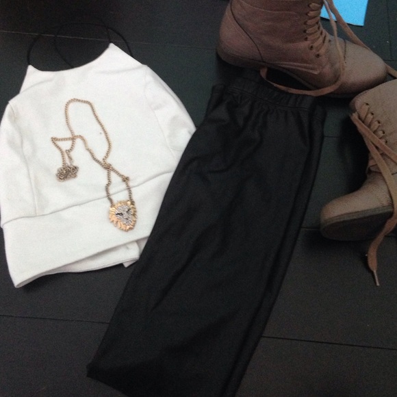 Faux leather leggings
