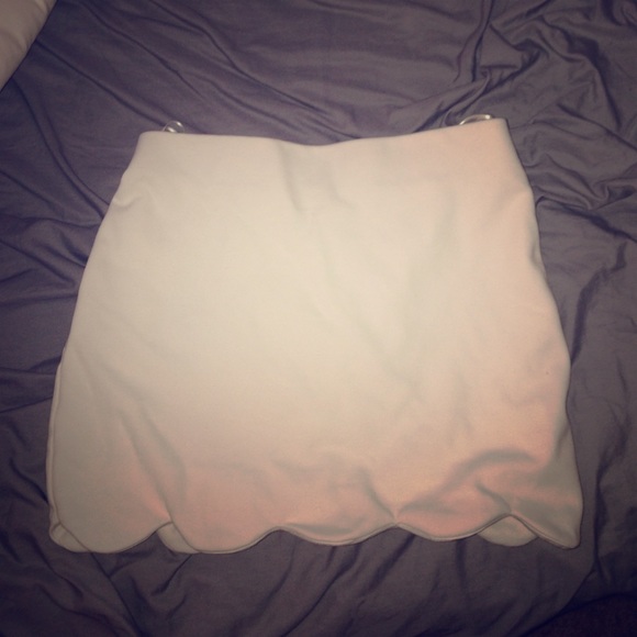 Top Shop white skirt