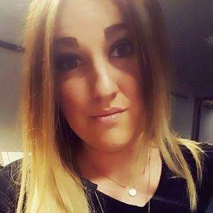 Meet your Posher, Kari