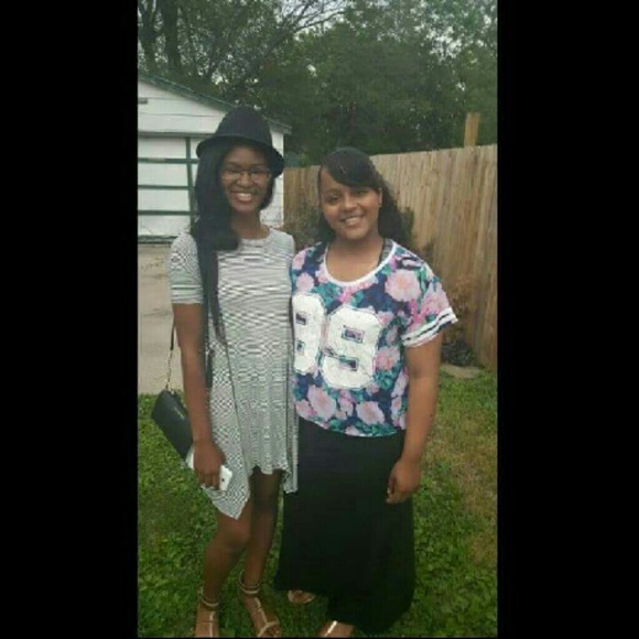 Meet your Posher, Aviana