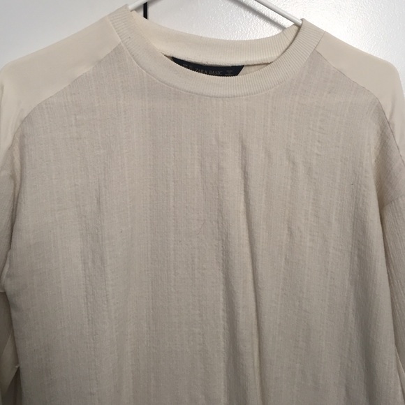 Off-white top - Picture 2 of 4