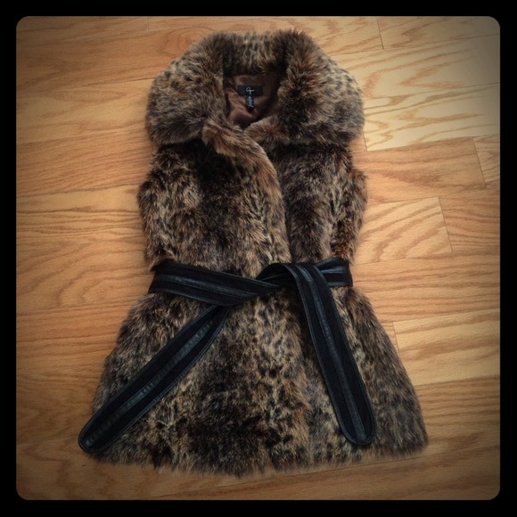Aqua fur vest