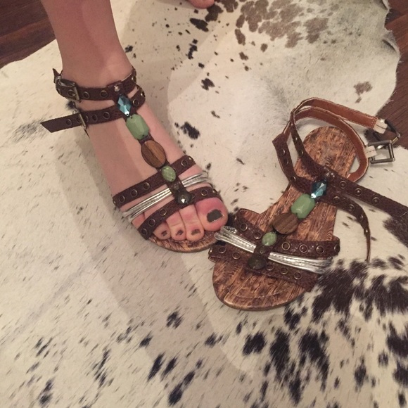 Super cute sandals