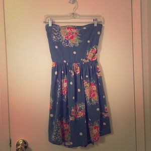 Kimchi Blue Strapless Floral dress