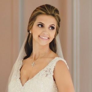 Meet your Posher, Hailey hanks