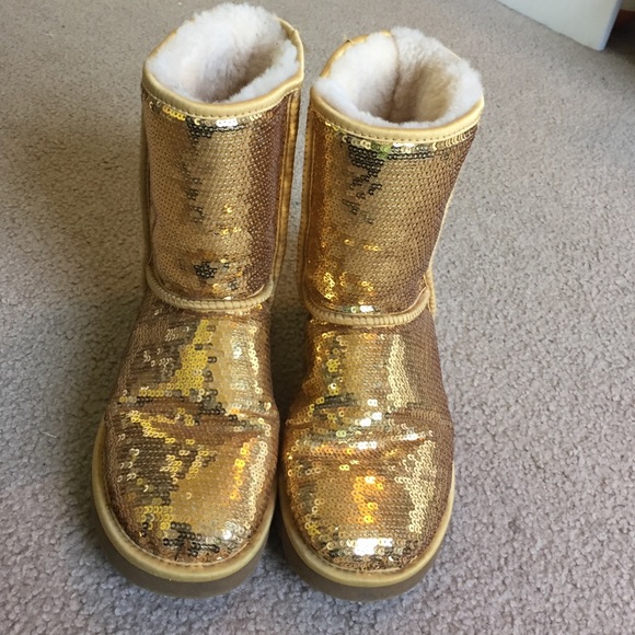 Gold sparkle UGGs - Picture 2 of 4