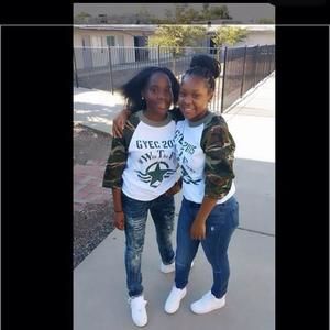 Meet your Posher, Davane