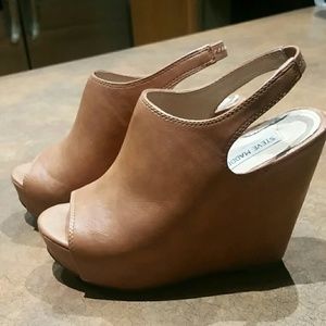 Steve madden peep toe wedges