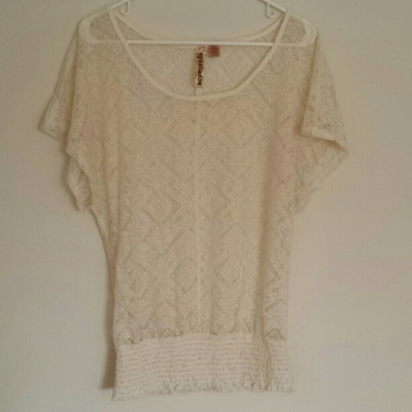 Casual/dress cream top - Picture 1 of 2