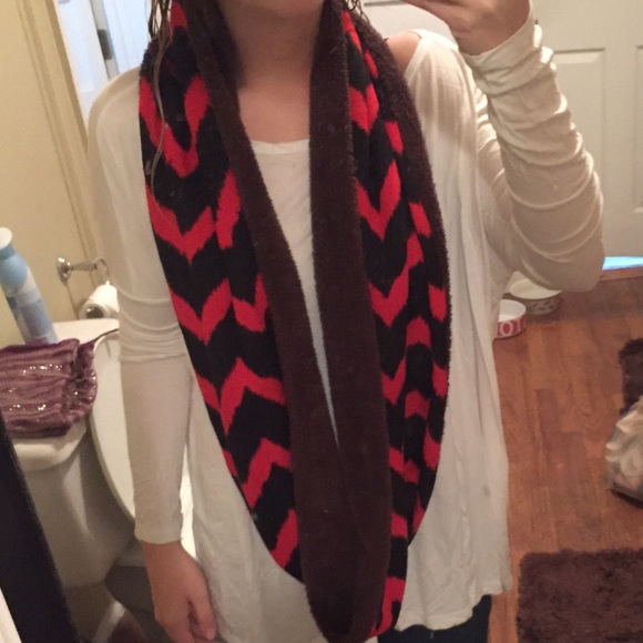 Black and red chevron infinity scarf