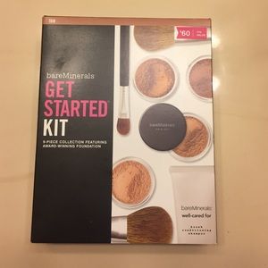 Bare minerals tan starter kit!! NWOT!!!