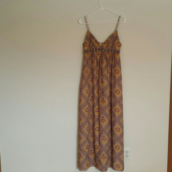 Patterened maxi dress - Picture 1 of 3