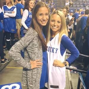 Meet your Posher, Lauren