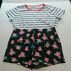 Charlotte Russe- Floral shorts