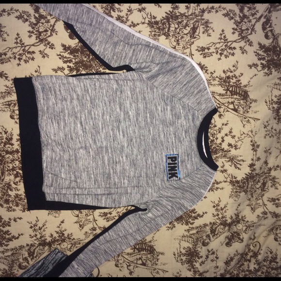 Pink Vs pullover