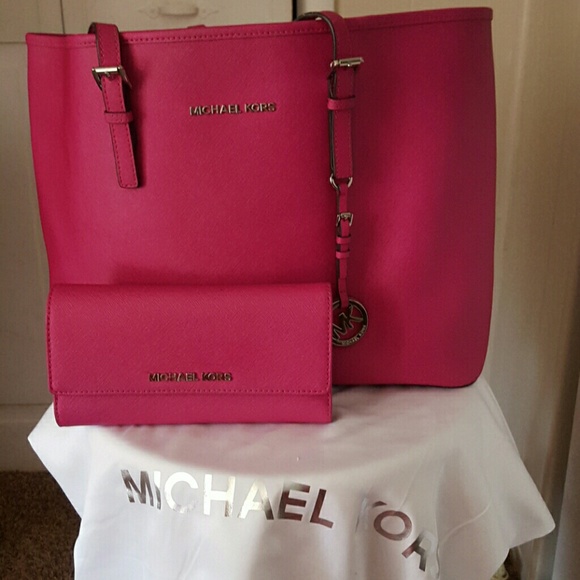 Mk tote with matching wallet