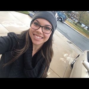 Meet your Posher, Alex