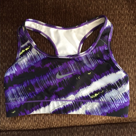 brand new XS Nike sports bra