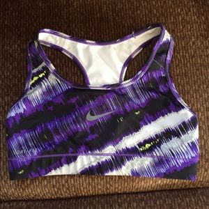 brand new XS Nike sports bra
