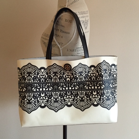 Like New Tory Burch Kerrington Tote/Shopper.