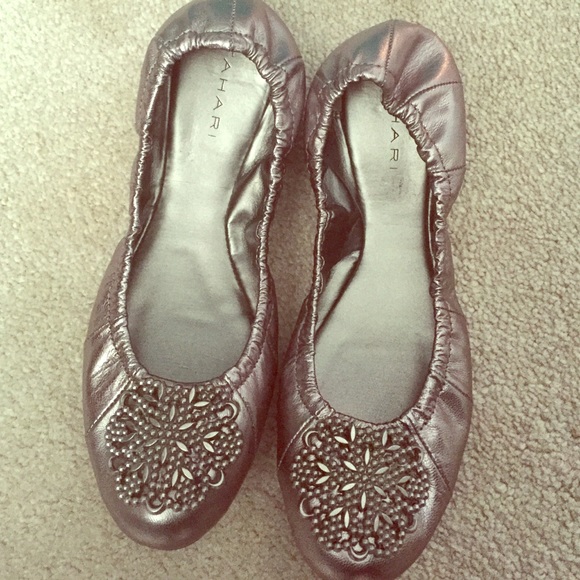 Tahari flats