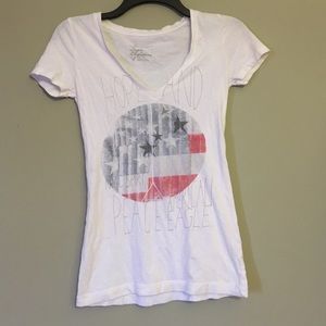 American eagle v-neck