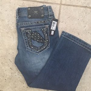 Miss Me NWT Capris Size 26