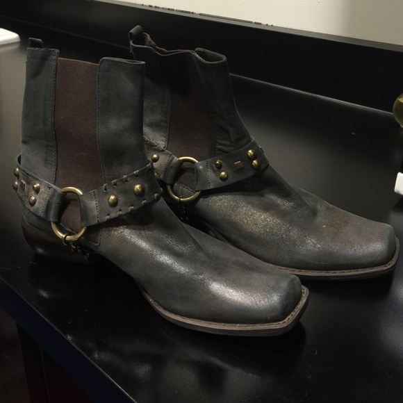 Bernardo western boot