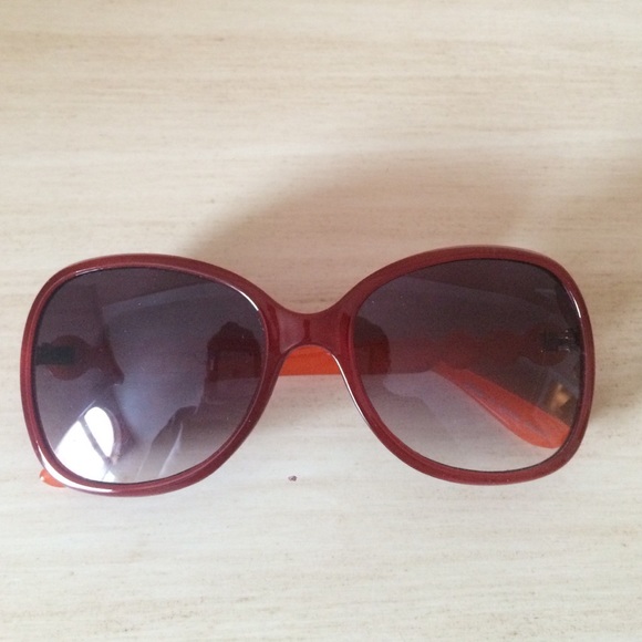 Steve Madden red/orange sunglasses