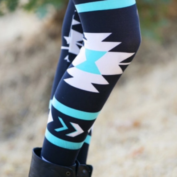 Mint Aztec Leggings - Picture 2 of 2